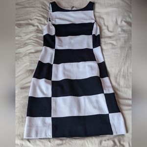 Banana Republic black/white bold dress, size 2